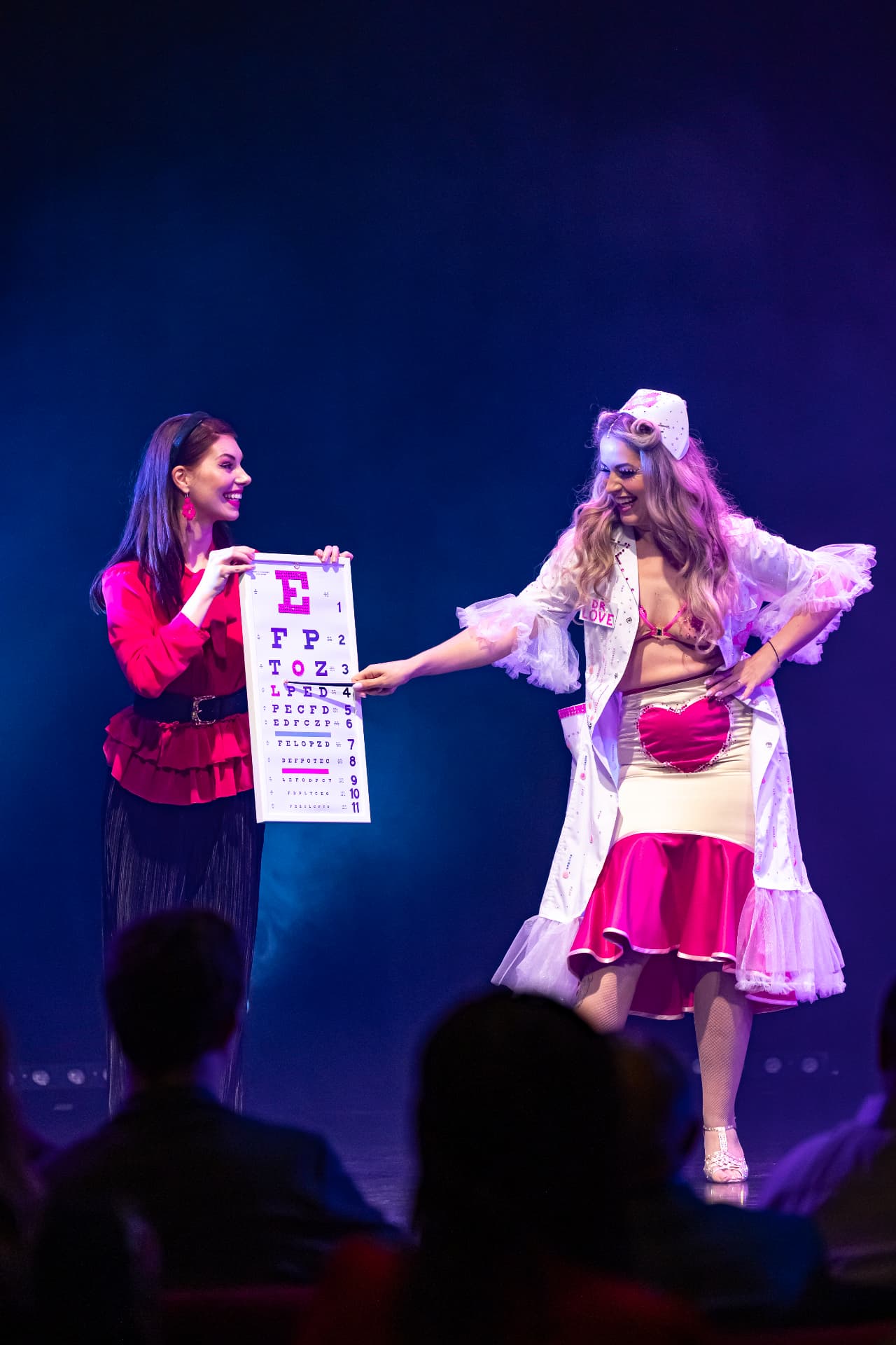 Luna de Lux on stage during a live cabaret performance